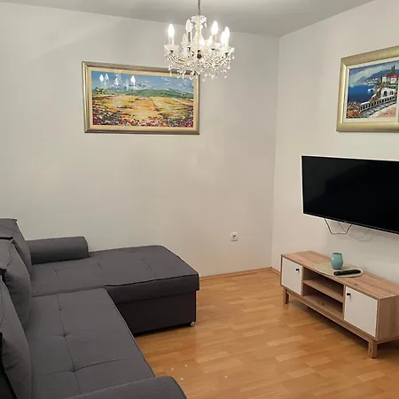 Apartman Stipe * Podglavica